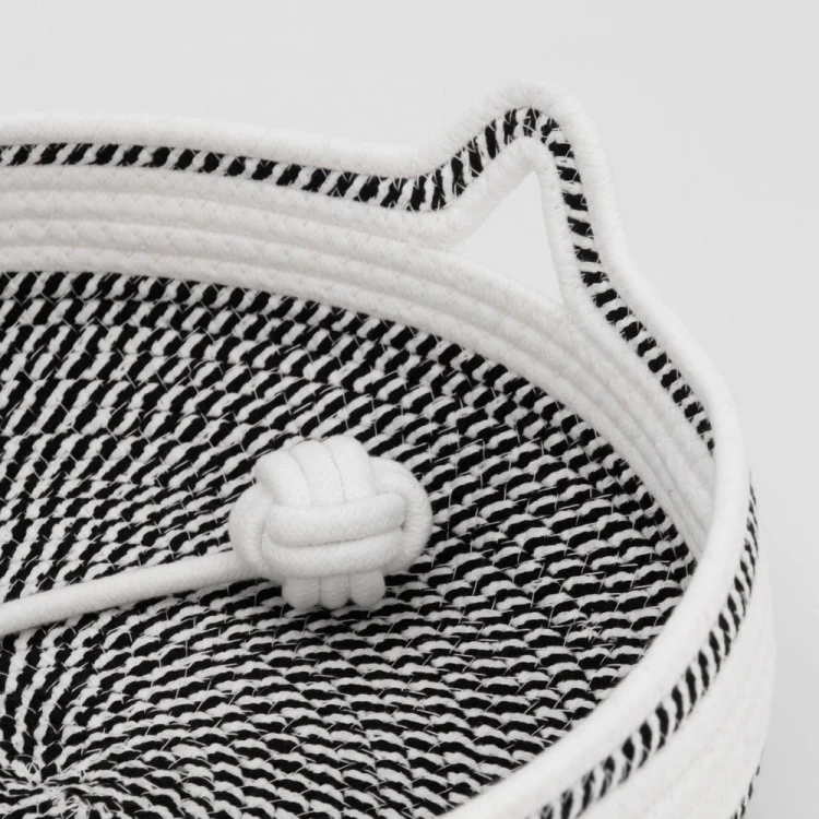 Legowisko plecione dla zwierząt Carinio PLAYGROUND Black&white - L