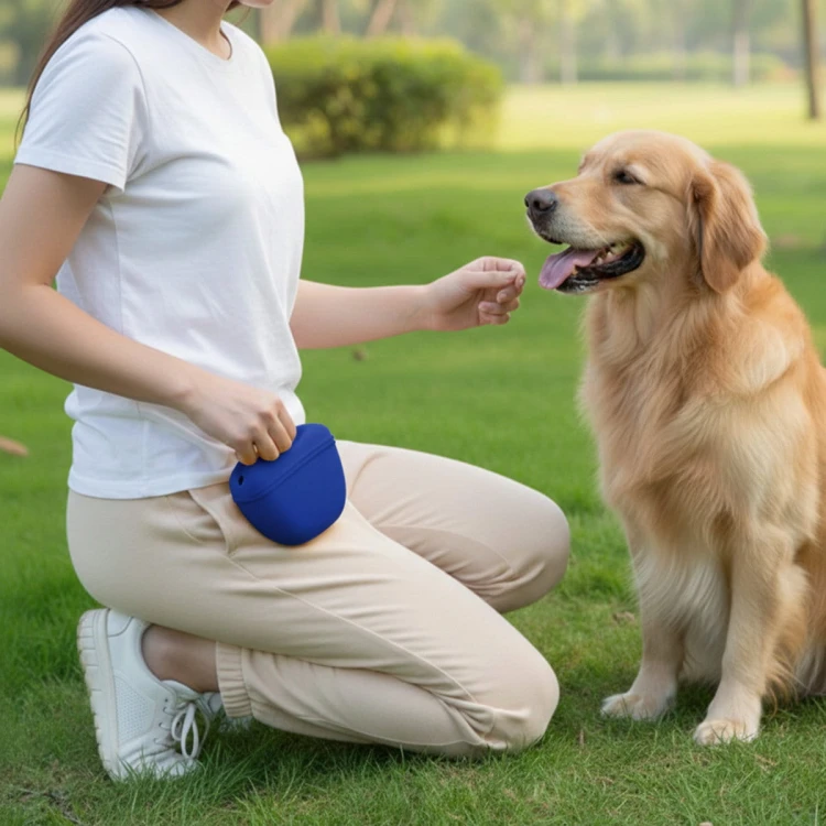 Silikonowe etui na przysmaki 2 niebieski