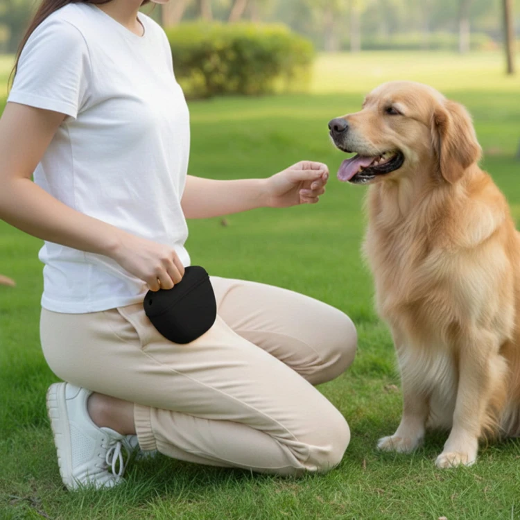 Silikonowe etui na przysmaki 2 czarny