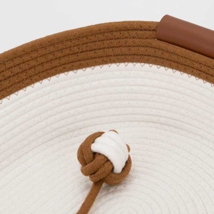 Legowisko plecione dla zwierząt Carinio ELIPSE Cream&brown - S