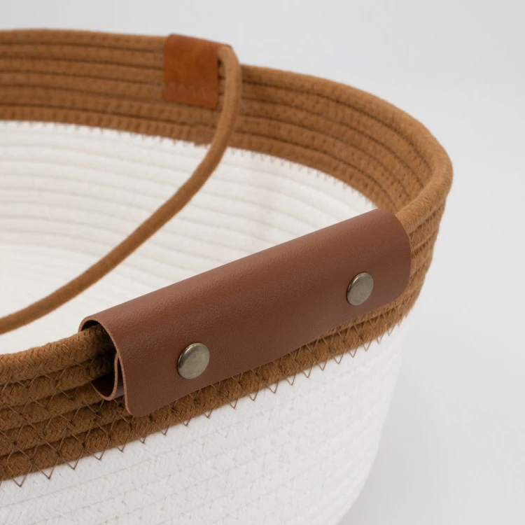 Legowisko plecione dla zwierząt Carinio ELIPSE Cream&brown - S