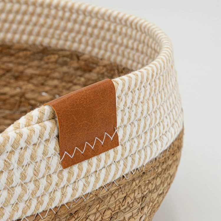 Legowisko plecione dla zwierząt Carinio TAIL Cafee late - L