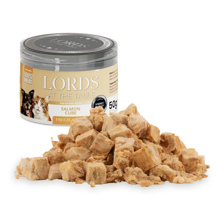 Liofilizowana kostka z łososia LORDS - 50g