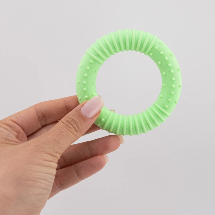 Szarpak gryzak obręcz dla psa MilooPets Ø 8 cm - zielony