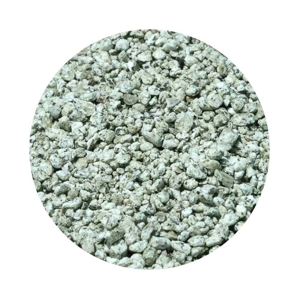 Granulat żwirku Boss Sand Green Tea z zielonej herbaty – zbliżenie
